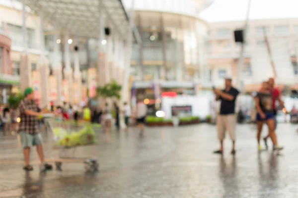 Blurred people walking in the shopping mall — Stock Photo, Image