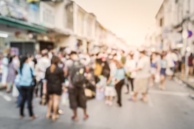 Phuket kent Caddesi üzerinde bulanık kalabalığın