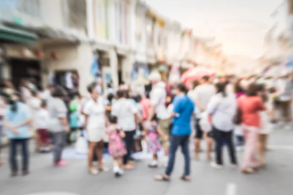 Phuket kent Caddesi üzerinde bulanık insanlar — Stok fotoğraf