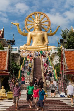 Koh Samui, Tayland - Ocak 23: Big buddha birçok turist ile ben