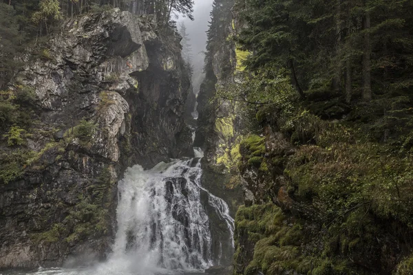 Zimní krajina v Brunico — Stock fotografie