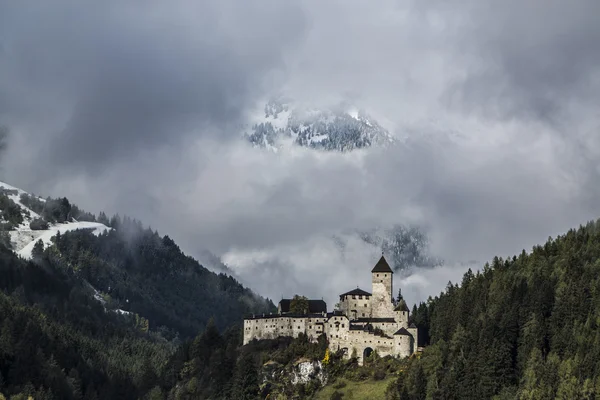 Winterlandschap in Brunico — Stockfoto