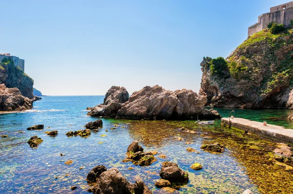 Pile Bay cerca del casco antiguo de Dubrovnik — Foto de Stock