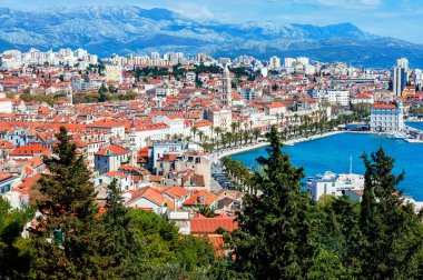 Split Hırvatistan şehir yüksek panoramik görünüm