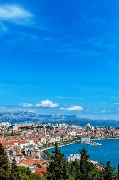 Panoramic view from high on Croatian city of Split — Stock Photo, Image