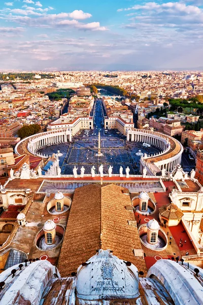 Panoramic view of city of Rome and St. Peter's Square from top of the dome of the basilica of St. Peter — Stock Photo, Image