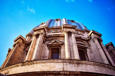 St. Peter Bazilikası Vatikan'ndaki kubbe görünümü
