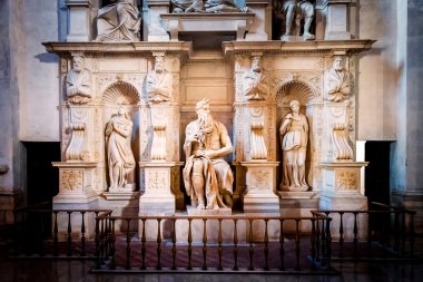 Peygamber Moses, ünlü sanatçı Michelangelo Vincoli Roma, İtalya San Pietro Kilisesi tarafından yapılan heykel