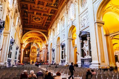 Rome, İtalya - 30 Ekim: İç Archbasilica St. John Lateran Roma, İtalya 30 Ekim 2014 tarihinde.