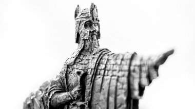 Zagreb, Hırvatistan - 23 Ocak: Isildur gösterilen yüzük heykelcik efendisi Argonath, Gondor'un kralı Studio Zagrep, Hırvatistan için 23 Ocak 2013 vurdu.
