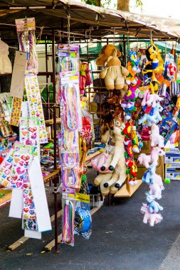 Zagreb, Hırvatistan - 19 Temmuz: Zagrep, Hırvatistan 19 Temmuz 2012 Fuarı'nda satılık çeşitli oyuncaklar.