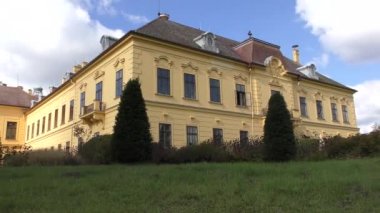 Franz Josef 'in Avusturya' daki Eckarsau kasabasındaki eski imparatorluk konutunun izleri.