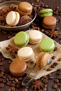 Fransızca macaroons kahve çekirdekleri ile