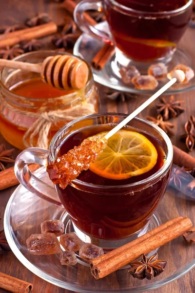 Cup of tea with lemon — Stock Photo, Image