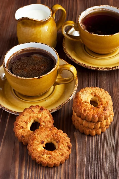 Kopje koffie met koekjes — Stockfoto