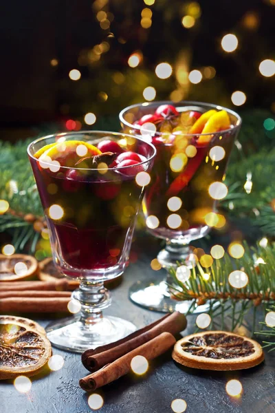 Vino Caliente Con Especias Arándano Naranja Composición Navidad —  Fotos de Stock