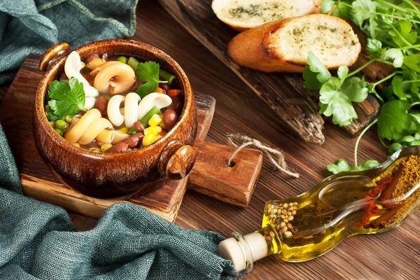 Ιταλική Σούπα Ζυμαρικά Και Εποχιακά Λαχανικά Νόστιμο Χορτοφαγικό Φαγητό Έννοια — Φωτογραφία Αρχείου
