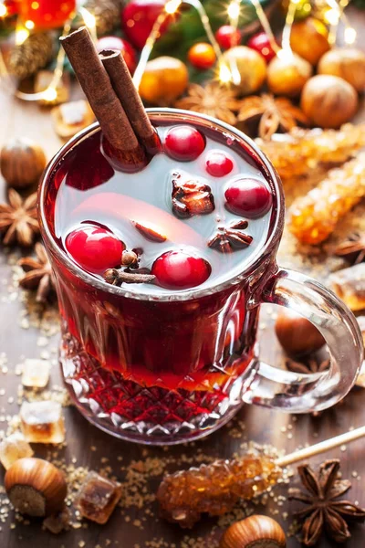 Vino Rimuginato Natale Inverno Con Ingredienti Cannella Mirtilli Rossi Anice — Foto Stock