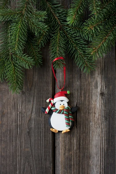 Natura morta di Natale con decorazione di vacanza su abete — Foto Stock