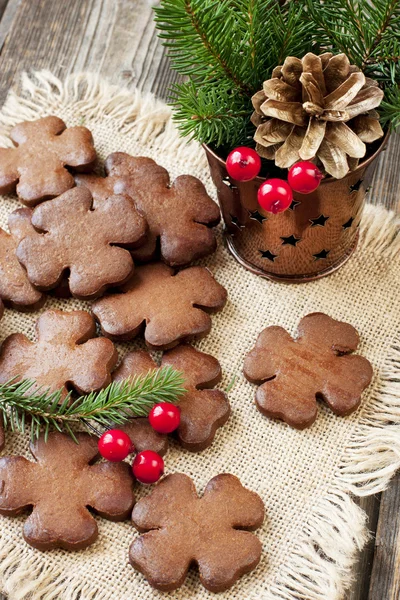 Bodegón de Navidad con símbolos brillantes — Foto de Stock