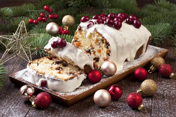 Natal stollen com vários ingredientes — Fotografia de Stock