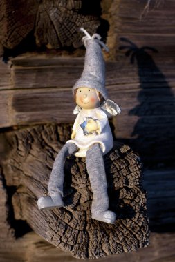 Kış natürmort gnome ile