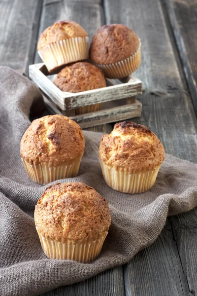 Páscoa ainda vida com muffins — Fotografia de Stock