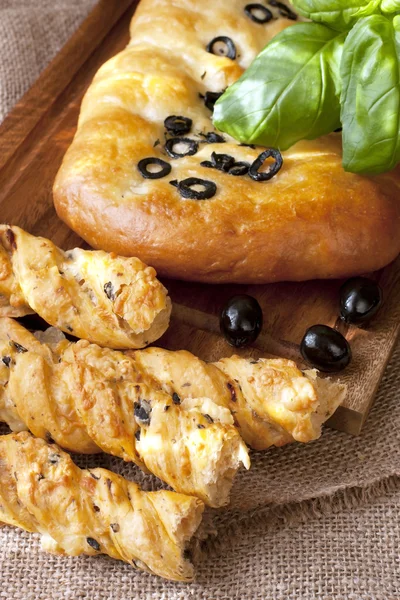 Focaccia with black olives — Stock Photo, Image