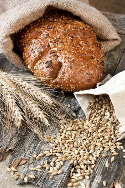 Pão de centeio tradicional — Fotografia de Stock