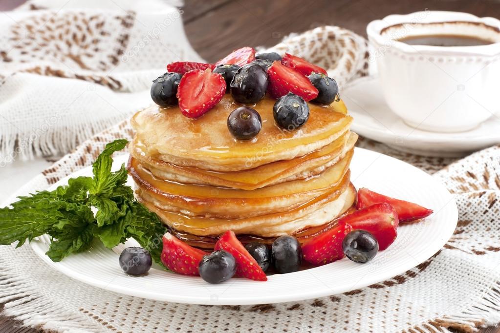 Tasty  pancakes with  fresh fruits