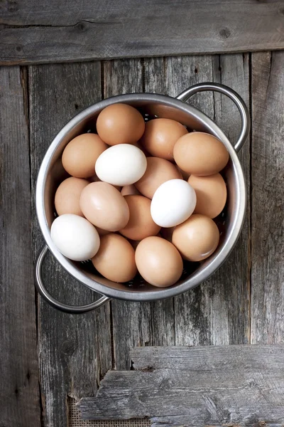 Färgglada hönsägg — Stockfoto