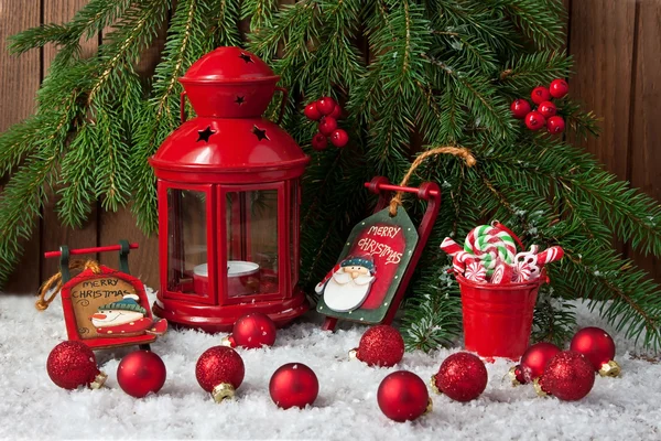 Composição de Natal com decoração de férias — Fotografia de Stock