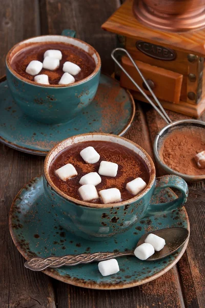 Mug filled with hot chocolate and marshmallows — Stock Photo, Image