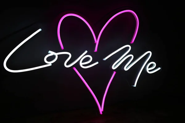 White Pink Neon Heart Inscription Love Trendy Style Wedding Design — Stock Photo, Image