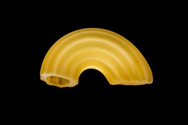 İtalyan yumurta makarna