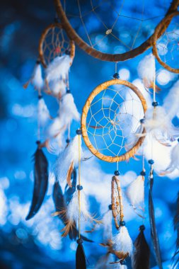 Kar beyaz bulanık karşı Dreamcatcher