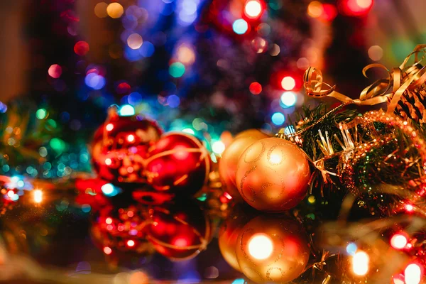 Golden christmas balls — Stock Photo, Image