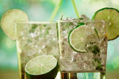 Nane ve limon yaz kokteyl serinletici