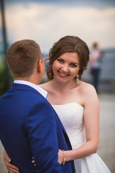 Bride and groom — Stock Photo, Image