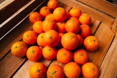 Taze meyve mandalina mezarda