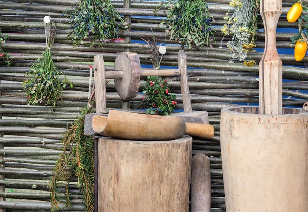 Antieke voorwerpen van het plattelandsleven, tools. — Stockfoto