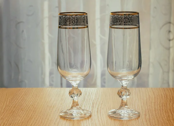 Dos hermosos vasos de vidrio . —  Fotos de Stock