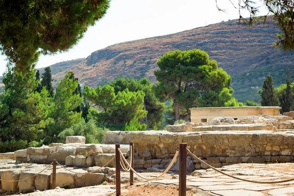 Археологическое место: Кносский дворец царя Миноса, Крит, Греция — стоковое фото