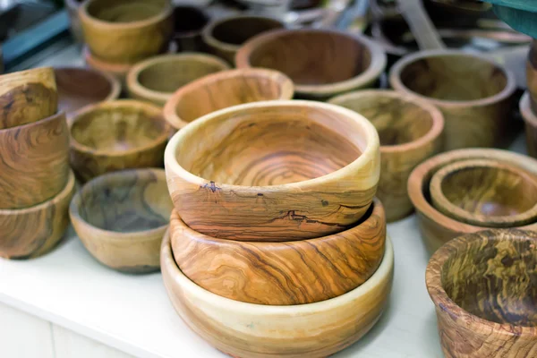 Original dishes made of natural wood. — Stock Photo, Image