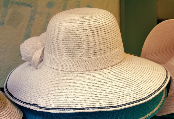 Women's summer hat for sun protection. — Stock Photo, Image