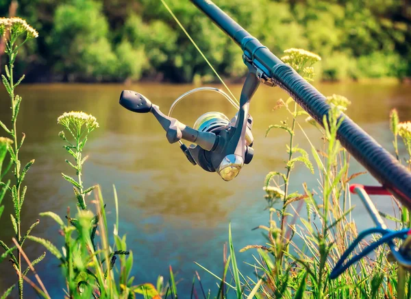 Feeder - English fishing tackle for catching fish. — Stock Photo, Image