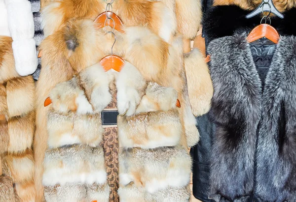 Coats made of natural fur for sale. — Stock Photo, Image