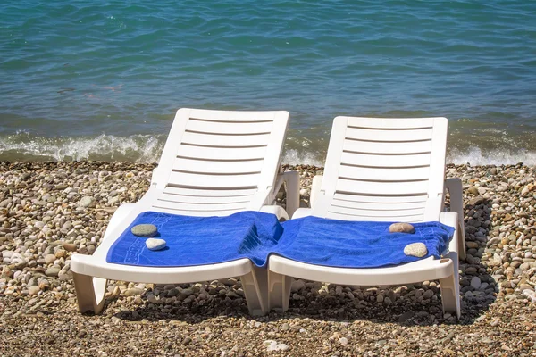 Een vakantie voor twee door de zee. — Stockfoto