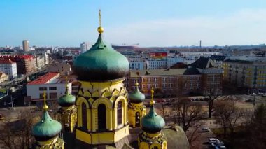 Varşova 'daki bir kilisenin insansız hava aracı videosu.