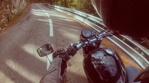 Riding Old Black Motorbike Tarmac Winding Road — Stock Photo, Image